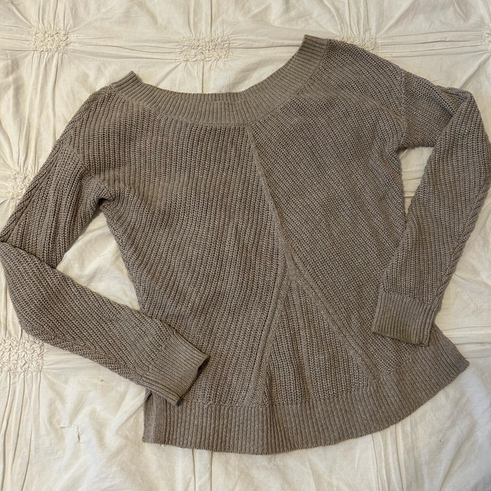 Aerie Beige sweater